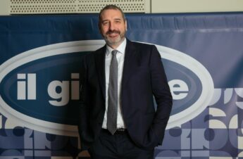 Spesa 2025, cosa scelgono gli italiani al supermercato: crescono frutta e verdura