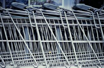 Ferragosto in Lombardia: boom di grigliate e prodotti tipici nei supermercati
