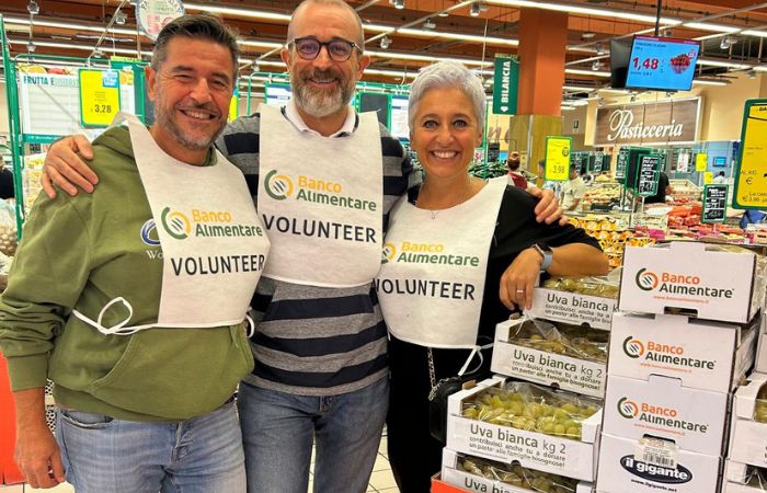 Una cassetta d’uva per chi ha bisogno: torna l’iniziativa tra Banco Alimentare e Il Gigante
