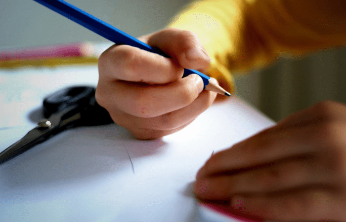 Ritorno a scuola, vince il risparmio: boom per gli zaini multiuso in Lombardia